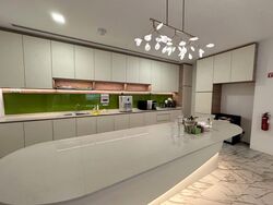Alexandra Road (D5), Office #582350231
